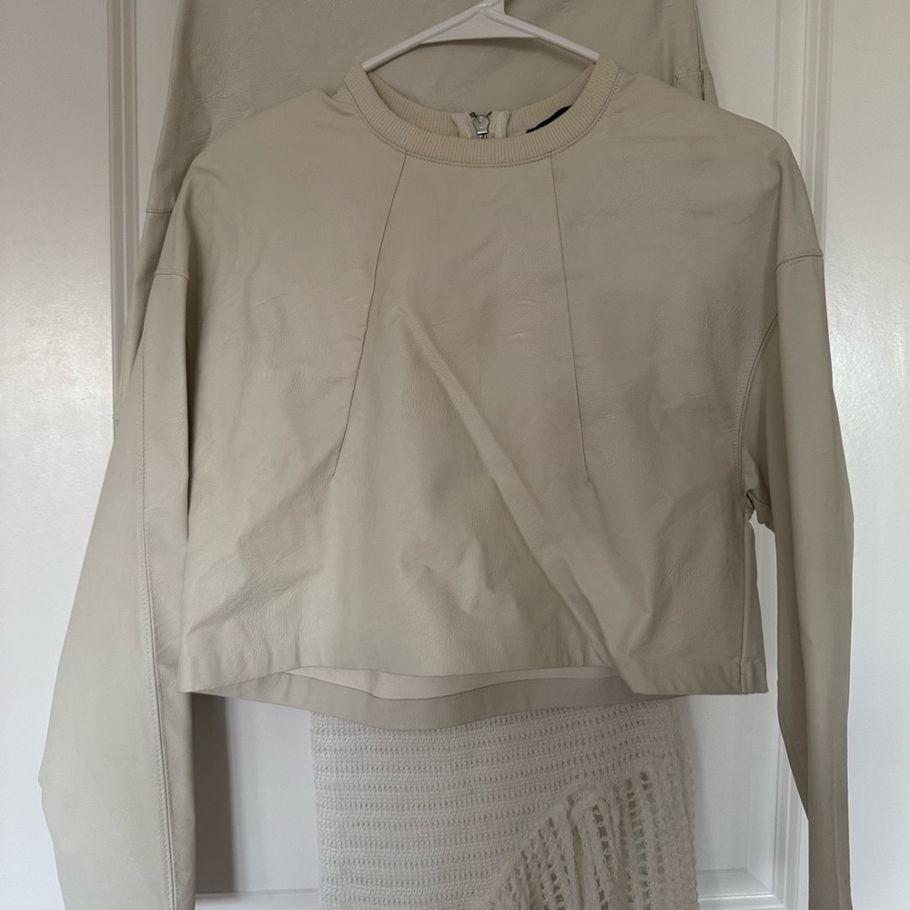 Women's Cream Top